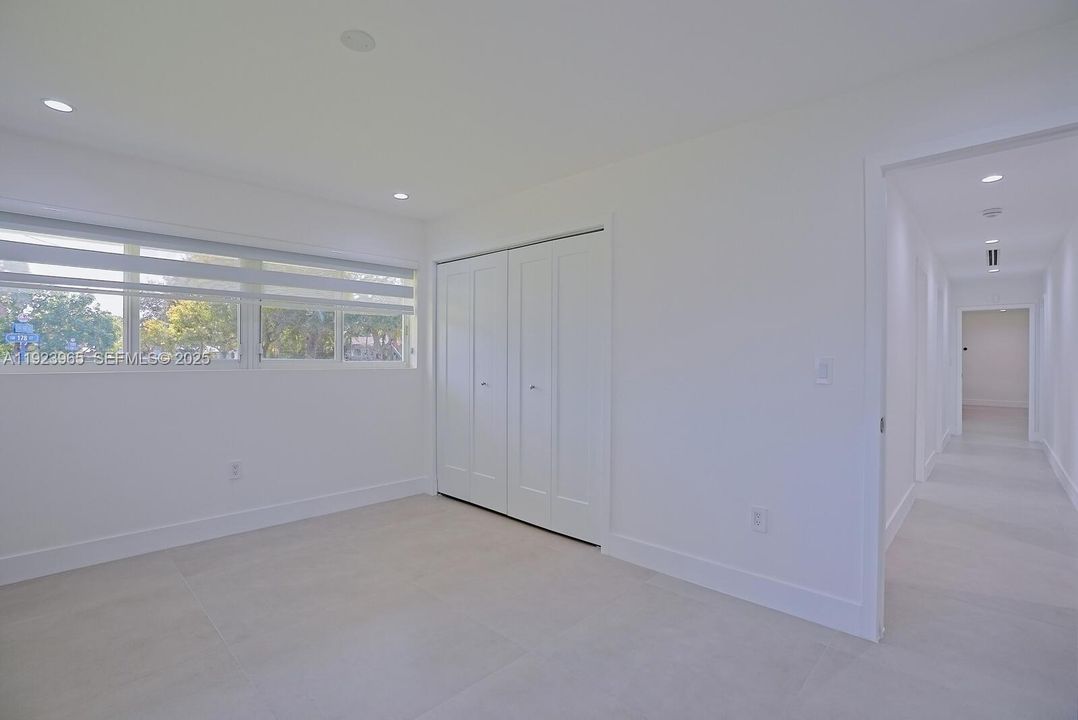 For Rent: $5,000 (4 beds, 2 baths, 1560 Square Feet)