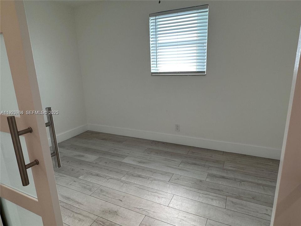 В аренду: $3,200 (3 спален, 2 ванн, 1179 Квадратных фут)