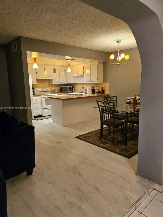 For Sale: $235,000 (2 beds, 3 baths, 1475 Square Feet)