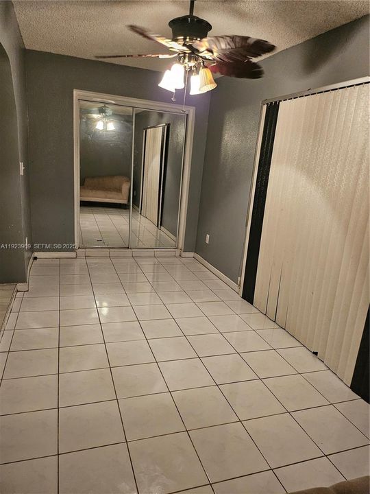 For Sale: $235,000 (2 beds, 3 baths, 1475 Square Feet)