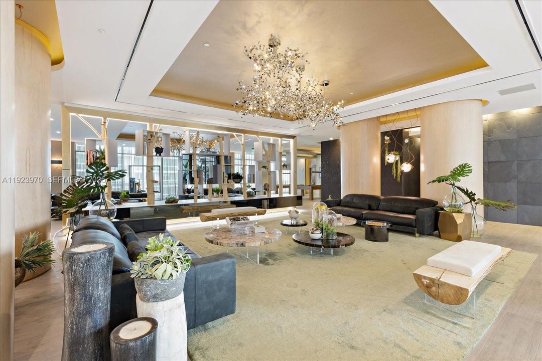 В аренду: $3,900 (1 спален, 1 ванн, 766 Квадратных фут)