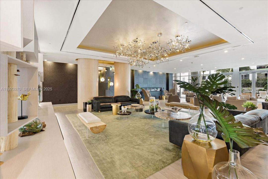 В аренду: $3,900 (1 спален, 1 ванн, 766 Квадратных фут)