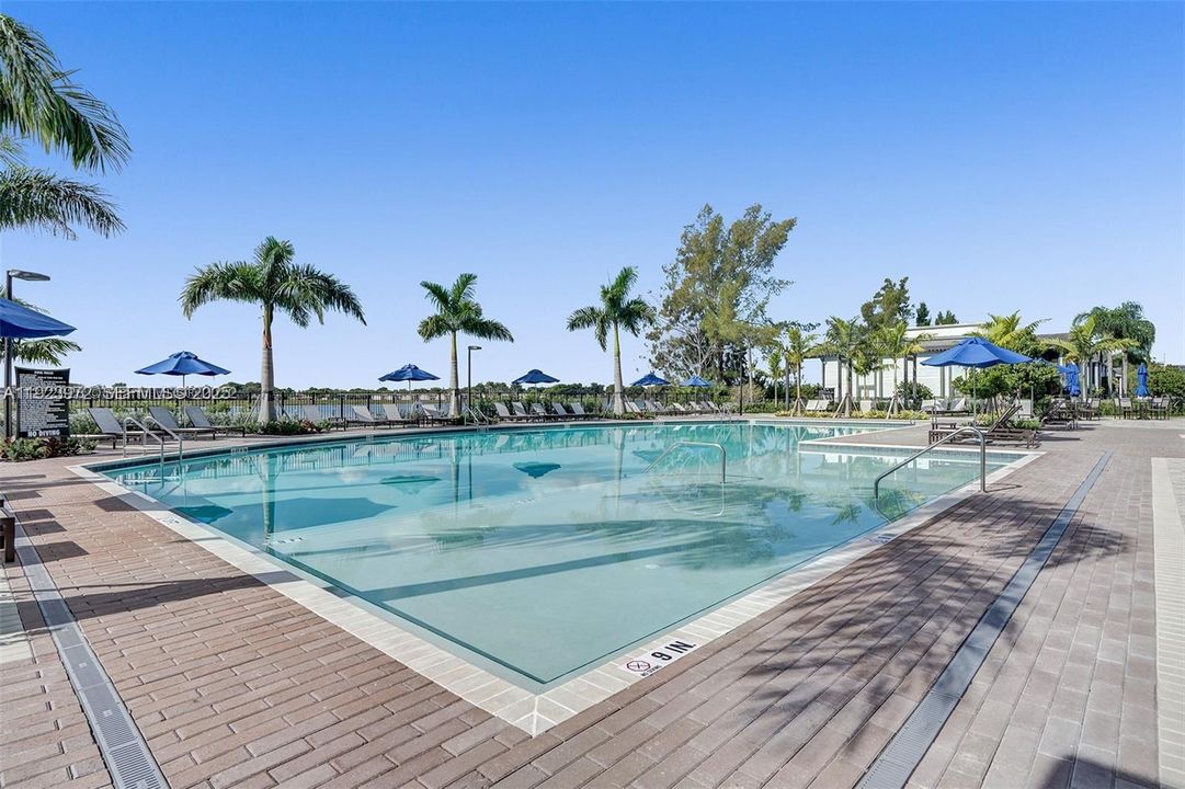 For Rent: $5,750 (5 beds, 4 baths, 2833 Square Feet)