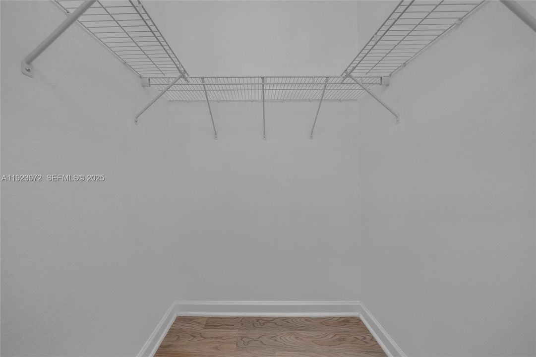 For Rent: $5,750 (5 beds, 4 baths, 2833 Square Feet)