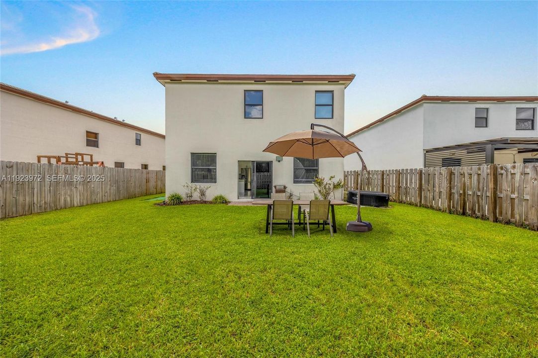 For Rent: $5,750 (5 beds, 4 baths, 2833 Square Feet)