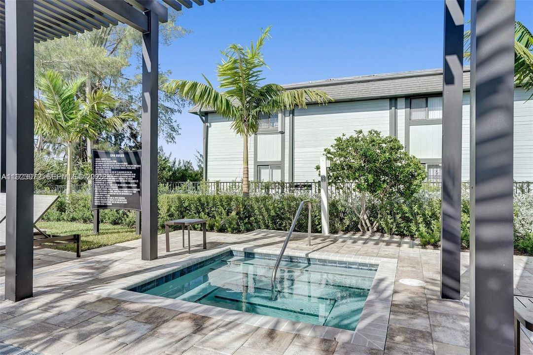 For Rent: $5,750 (5 beds, 4 baths, 2833 Square Feet)