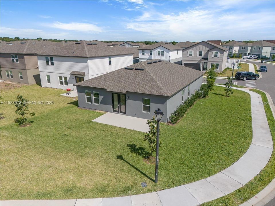 出租: $2,550 (4 贝兹, 2 浴室, 0 平方英尺)