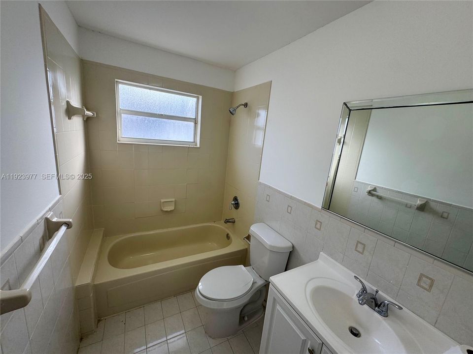 待售: $889,900 (0 贝兹, 0 浴室, 3064 平方英尺)