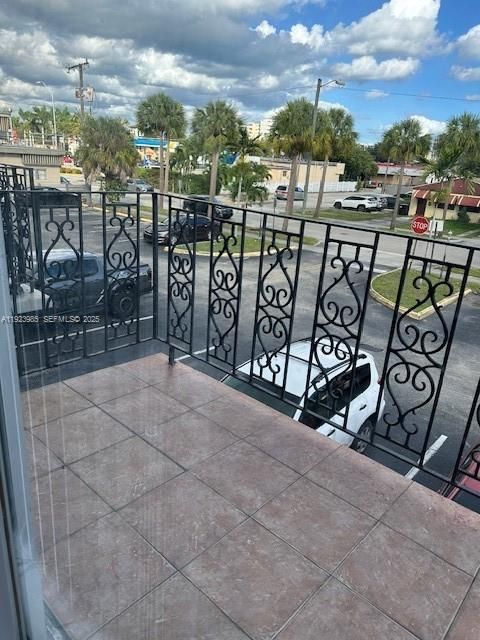 En Renta: $2,400 (2 camas, 2 baños, 950 Pies cuadrados)