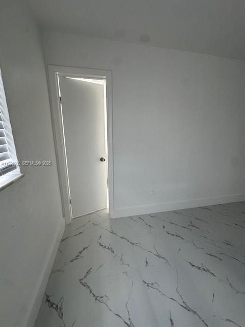 En Renta: $2,400 (2 camas, 2 baños, 950 Pies cuadrados)