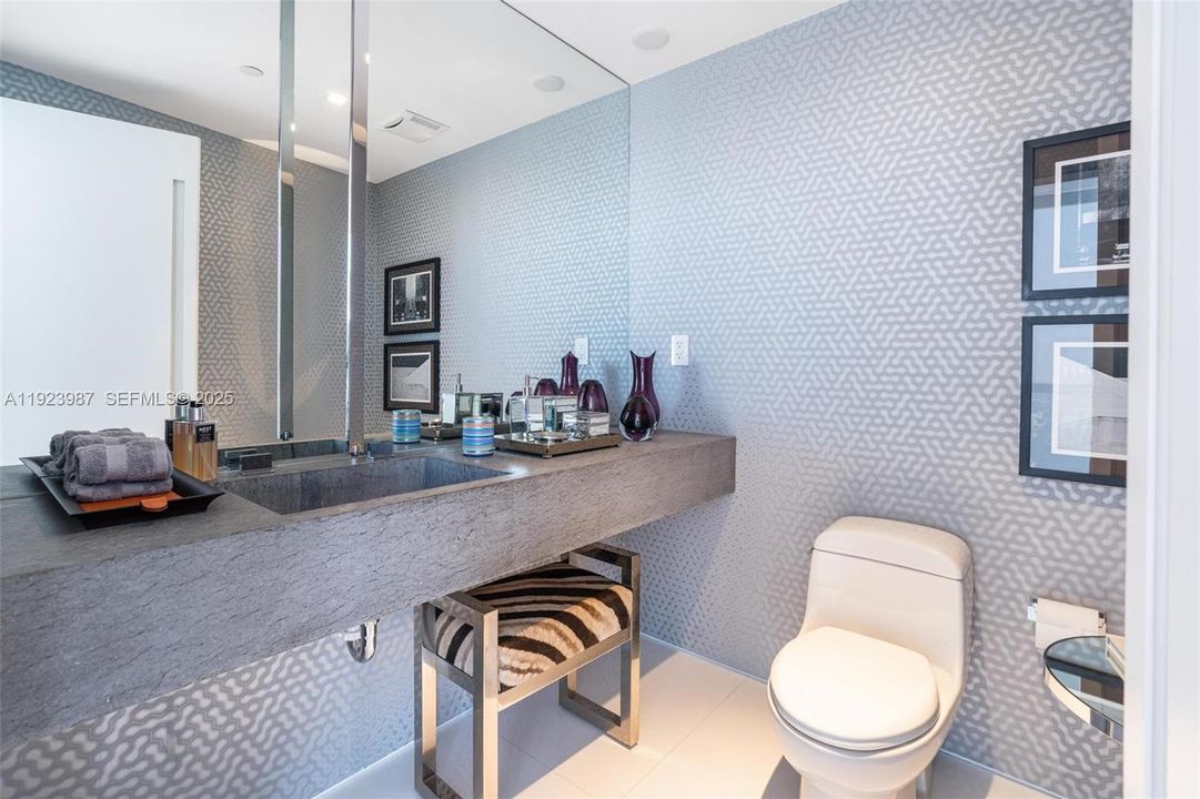 待售: $4,750,000 (4 贝兹, 4 浴室, 2485 平方英尺)