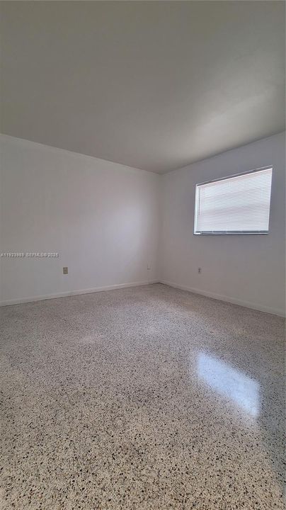 For Rent: $1,650 (1 beds, 1 baths, 550 Square Feet)