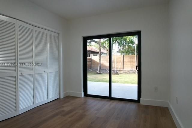 En Renta: $3,875 (3 camas, 2 baños, 1625 Pies cuadrados)