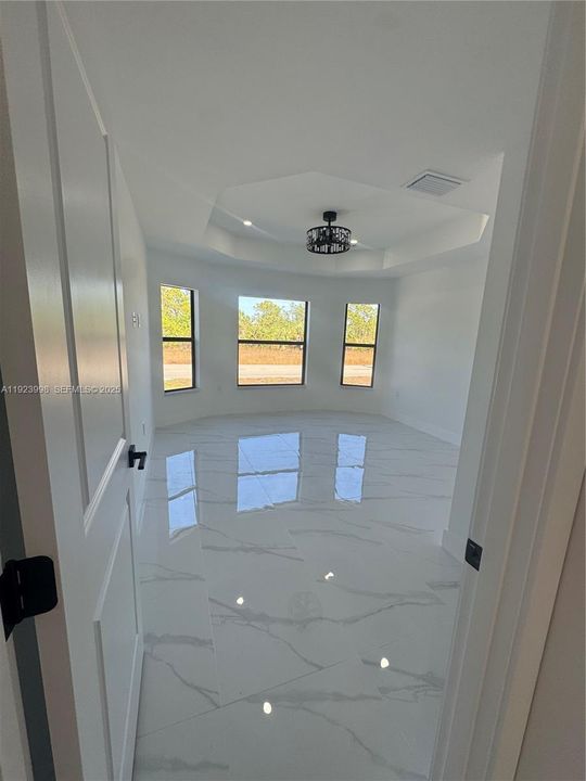 В аренду: $2,100 (3 спален, 2 ванн, 0 Квадратных фут)