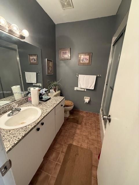 For Rent: $3,000 (2 beds, 1 baths, 928 Square Feet)