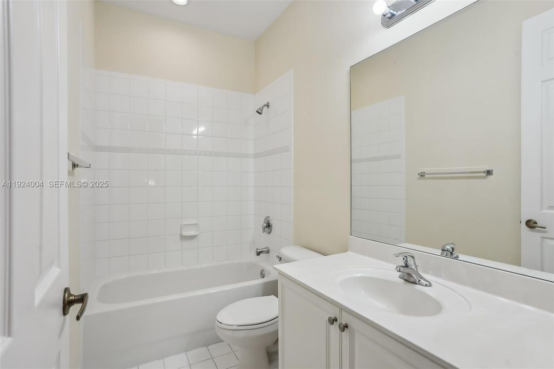 For Sale: $326,500 (3 beds, 2 baths, 1536 Square Feet)