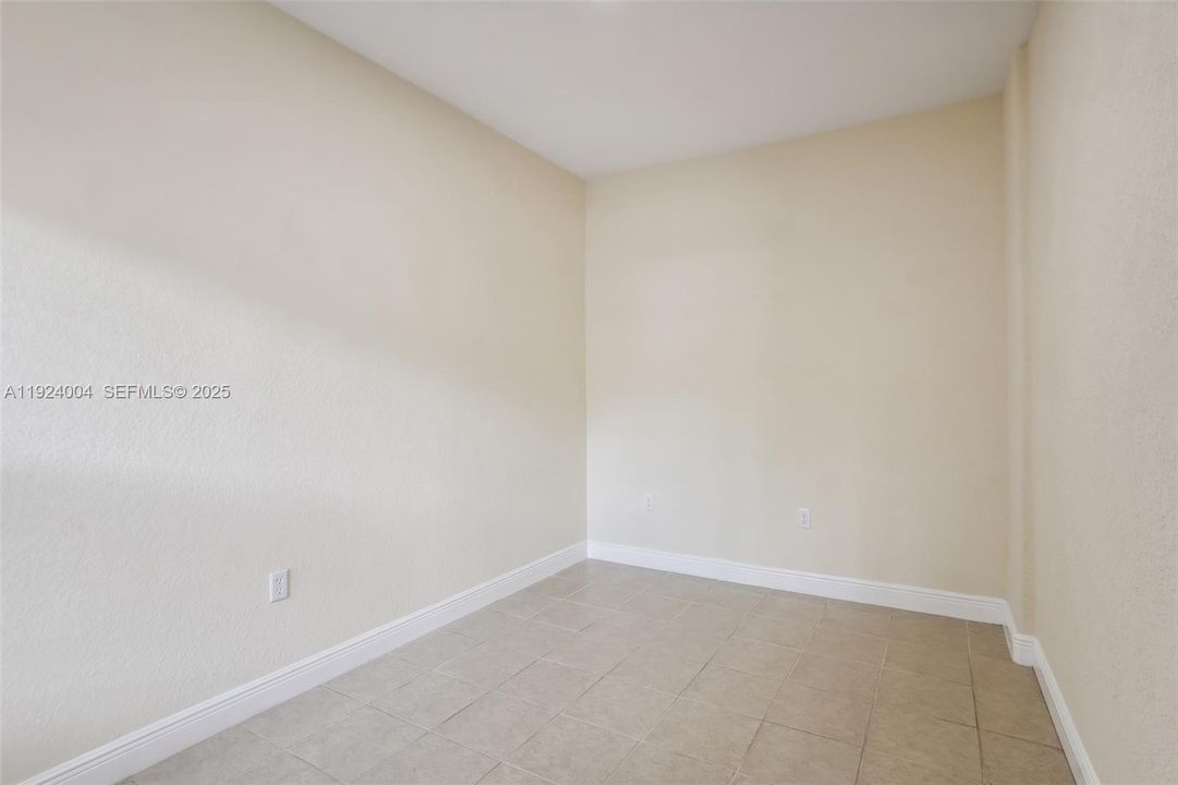 For Sale: $326,500 (3 beds, 2 baths, 1536 Square Feet)