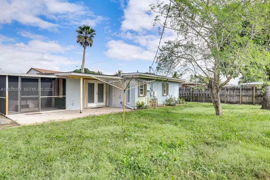 En Venta: $500,000 (3 camas, 2 baños, 1525 Pies cuadrados)