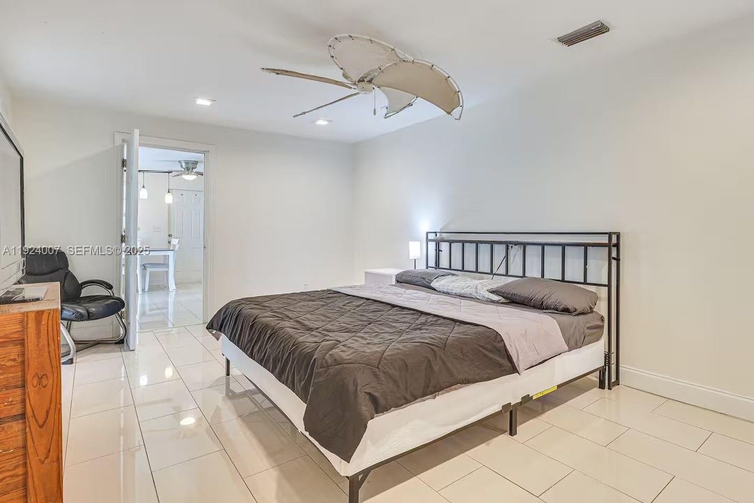 En Venta: $500,000 (3 camas, 2 baños, 1525 Pies cuadrados)