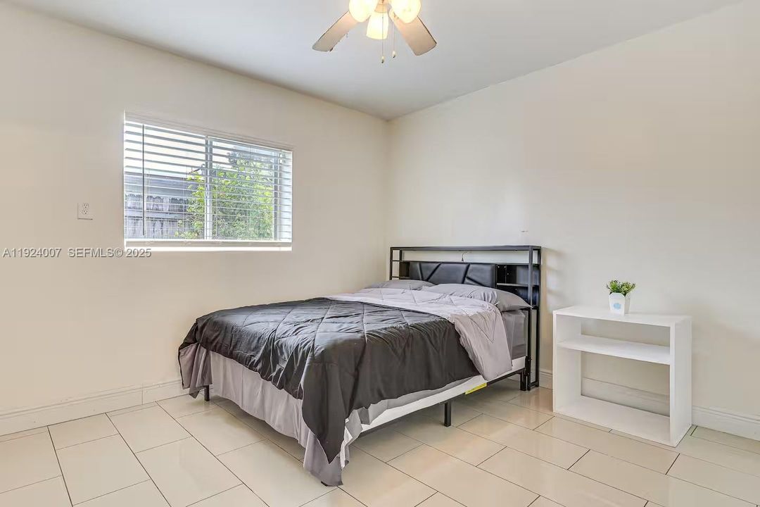 En Venta: $500,000 (3 camas, 2 baños, 1525 Pies cuadrados)