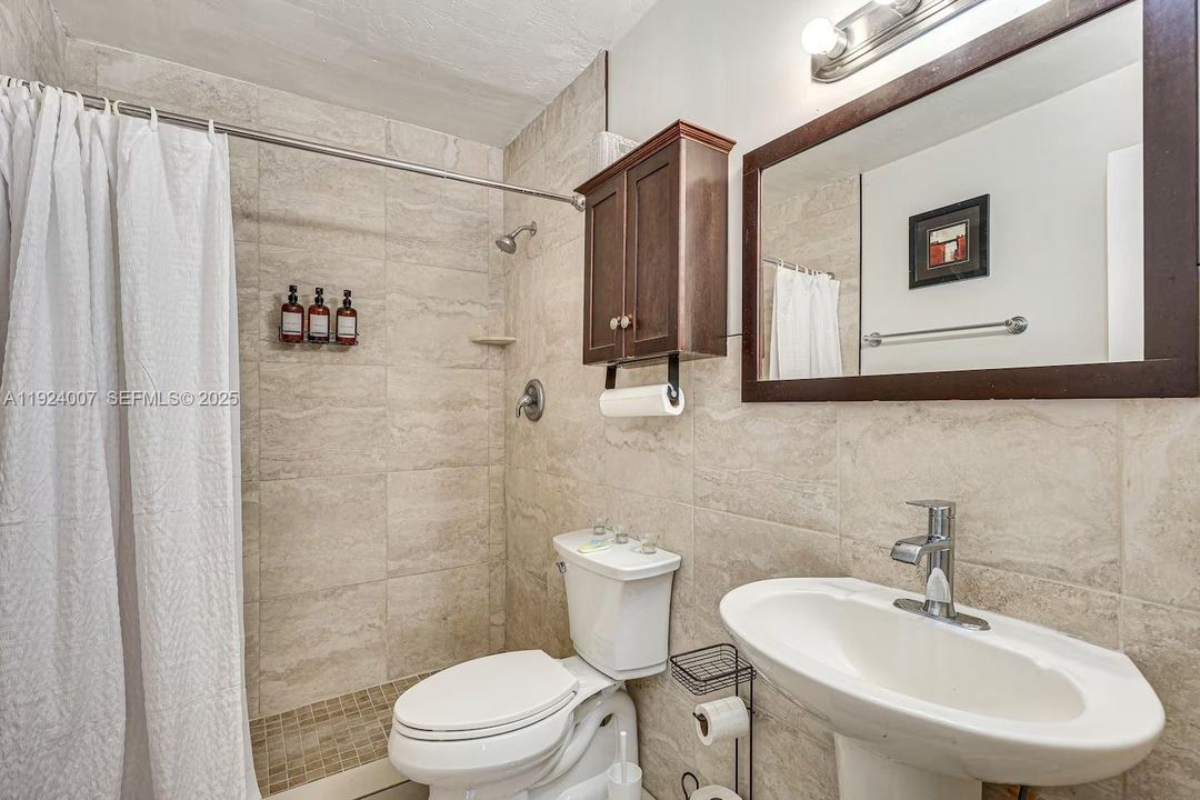 En Venta: $500,000 (3 camas, 2 baños, 1525 Pies cuadrados)