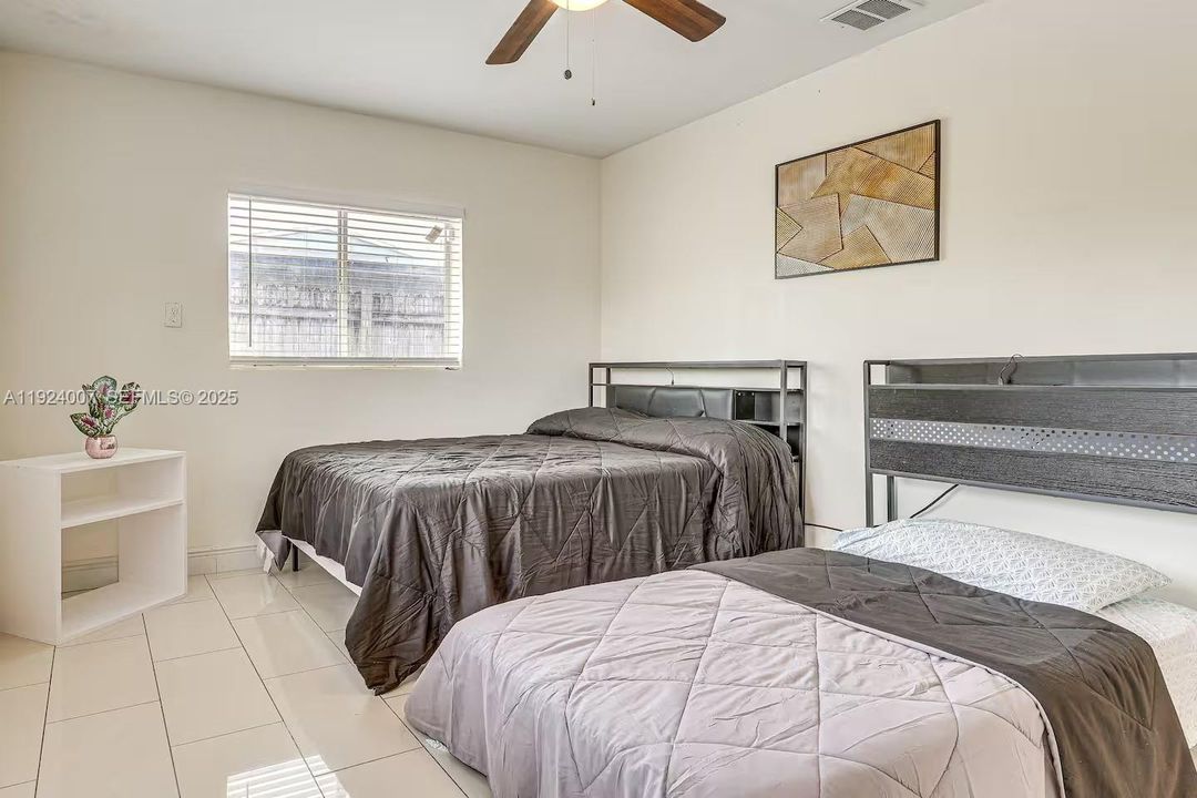 En Venta: $500,000 (3 camas, 2 baños, 1525 Pies cuadrados)