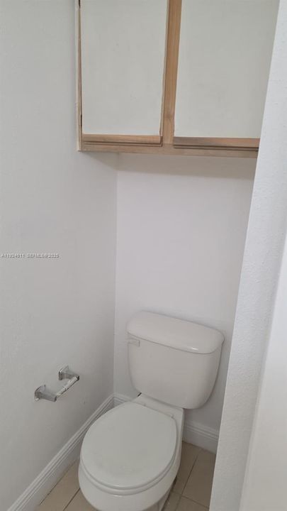 Под контрактом: $2,050 (2 спален, 2 ванн, 1256 Квадратных фут)