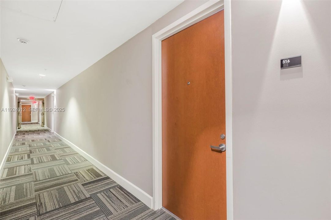 En Venta: $299,000 (1 camas, 1 baños, 556 Pies cuadrados)