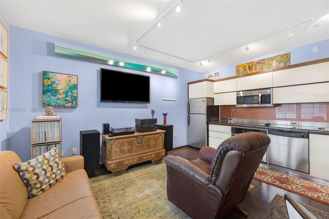 En Venta: $299,000 (1 camas, 1 baños, 556 Pies cuadrados)