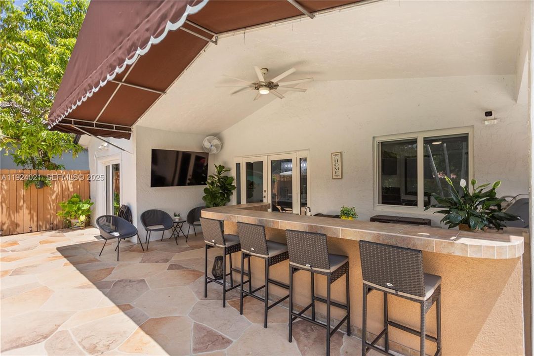 For Sale: $1,199,900 (5 beds, 3 baths, 3087 Square Feet)