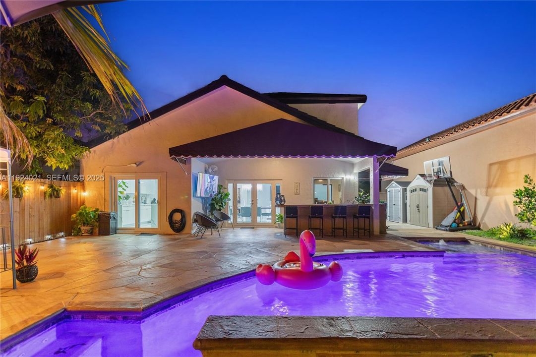 For Sale: $1,199,900 (5 beds, 3 baths, 3087 Square Feet)