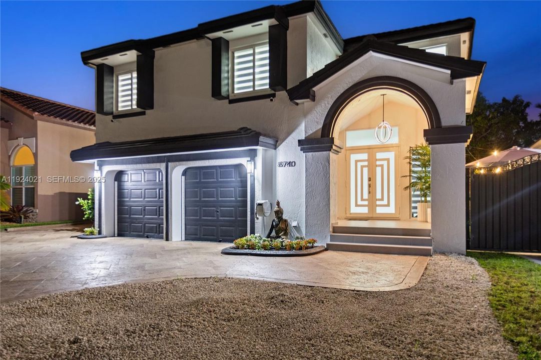 For Sale: $1,199,900 (5 beds, 3 baths, 3087 Square Feet)