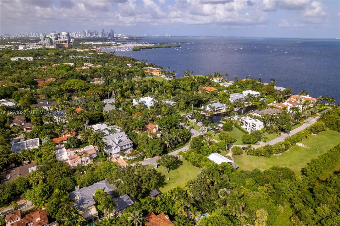 For Sale: $11,250,000 (0.40 acres)