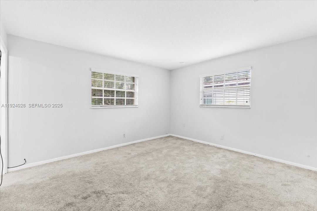 For Sale: $440,000 (3 beds, 2 baths, 1368 Square Feet)