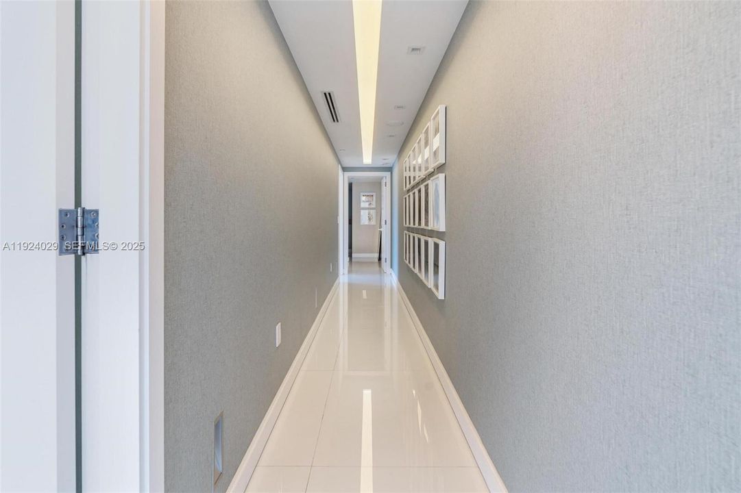 В аренду: $25,000 (4 спален, 4 ванн, 2485 Квадратных фут)