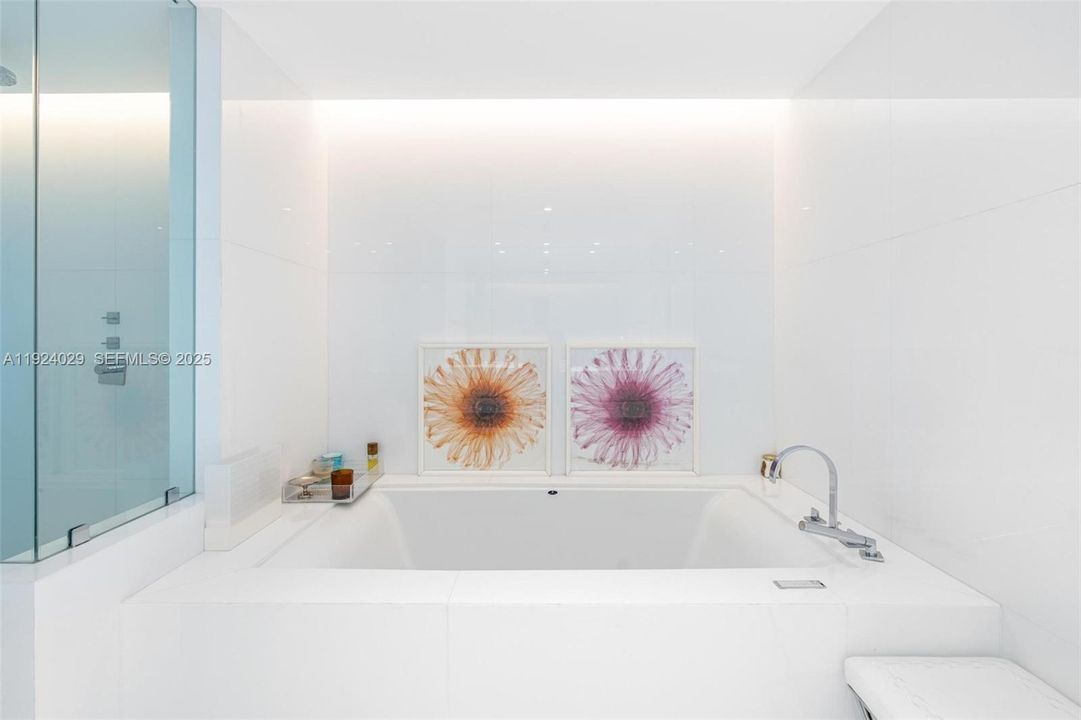 В аренду: $25,000 (4 спален, 4 ванн, 2485 Квадратных фут)