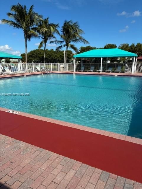 В аренду: $2,000 (3 спален, 2 ванн, 1182 Квадратных фут)