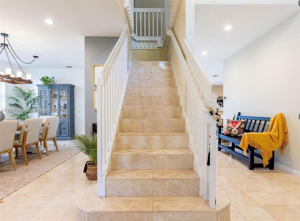 For Rent: $5,550 (5 beds, 4 baths, 3092 Square Feet)