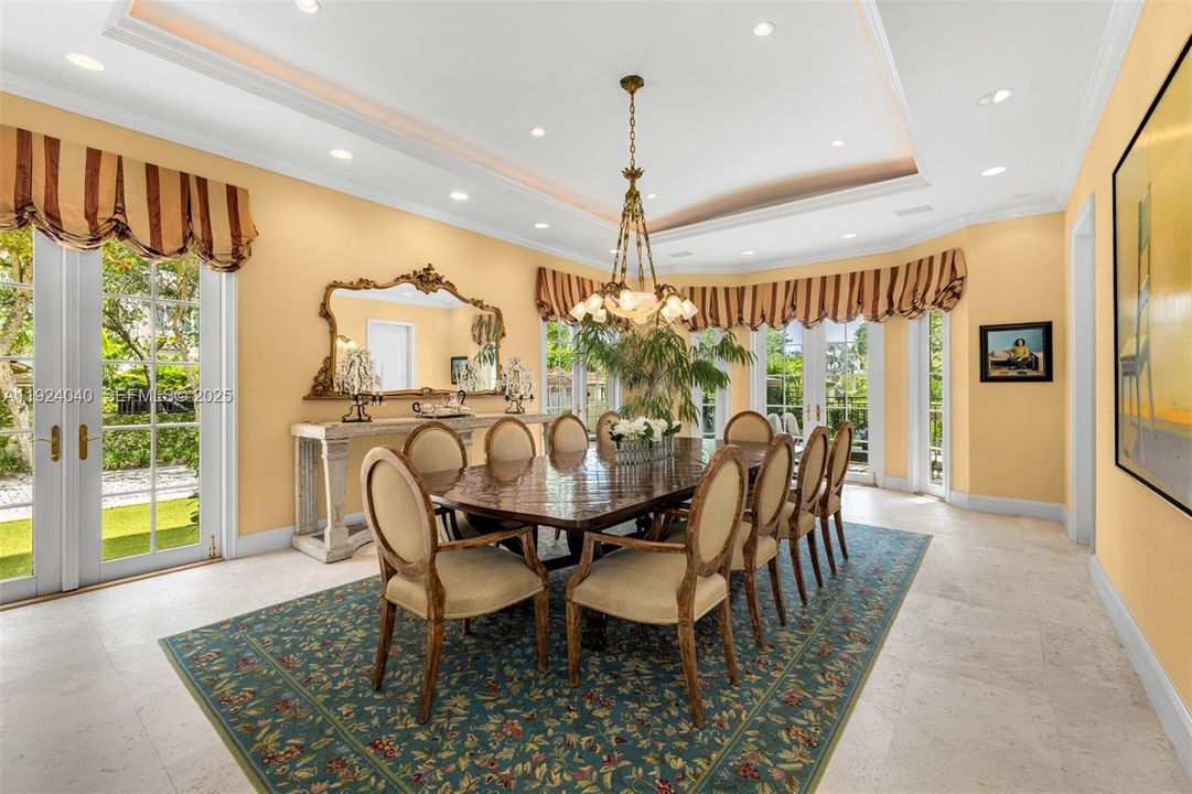 For Sale: $11,500,000 (5 beds, 5 baths, 6720 Square Feet)