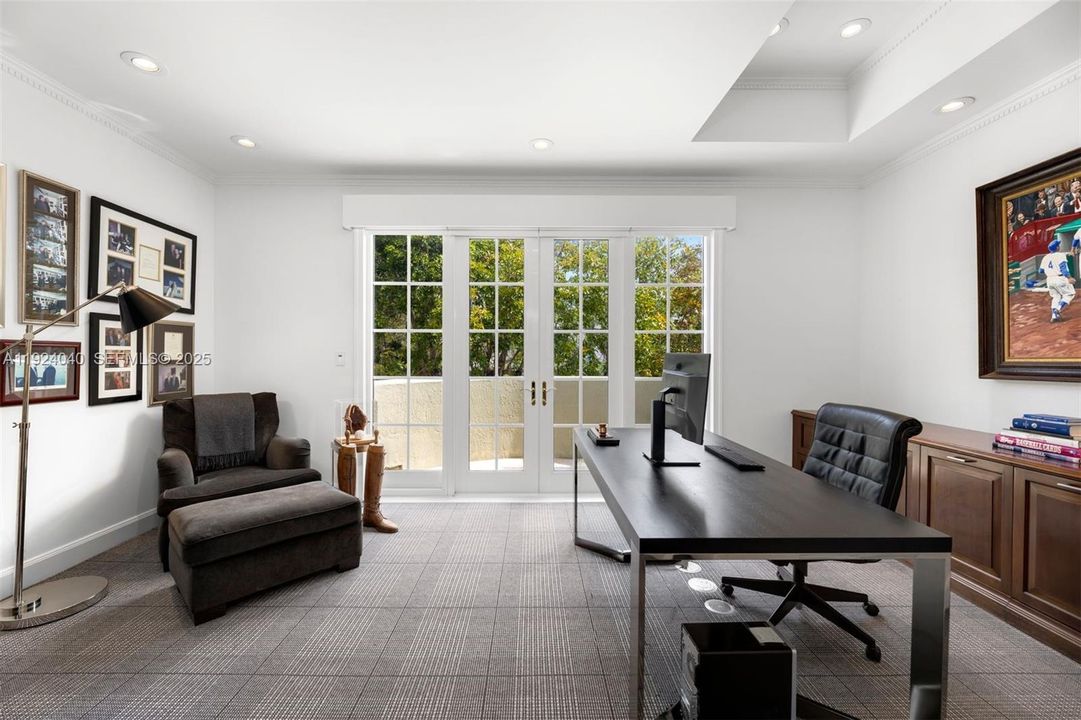 For Sale: $11,500,000 (5 beds, 5 baths, 6720 Square Feet)