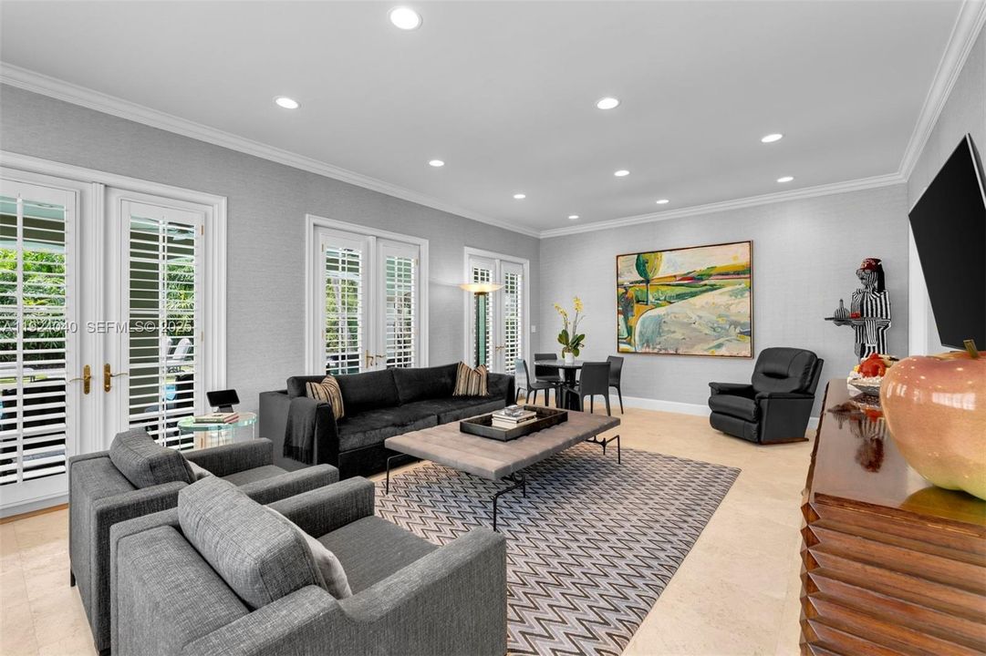 For Sale: $11,500,000 (5 beds, 5 baths, 6720 Square Feet)