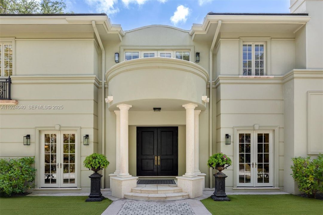 For Sale: $11,500,000 (5 beds, 5 baths, 6720 Square Feet)