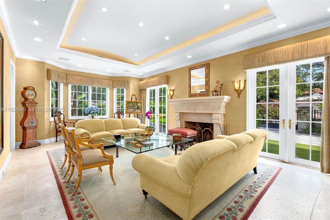 For Sale: $11,500,000 (5 beds, 5 baths, 6720 Square Feet)