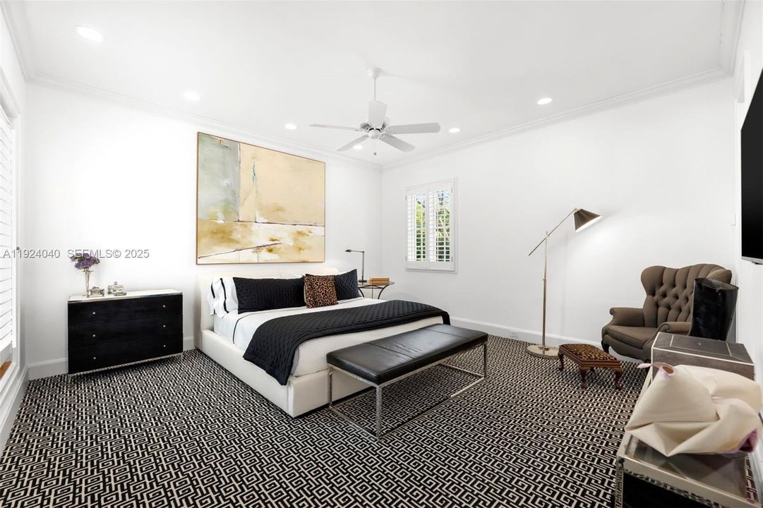 For Sale: $11,500,000 (5 beds, 5 baths, 6720 Square Feet)