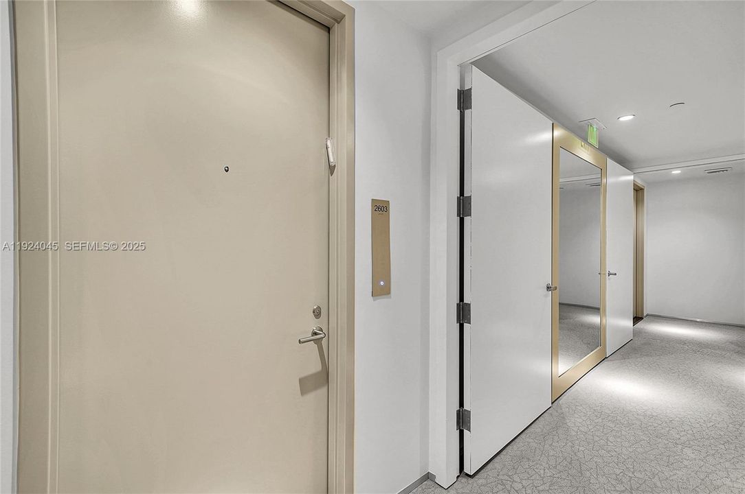 For Sale: $1,775,000 (2 beds, 2 baths, 1794 Square Feet)