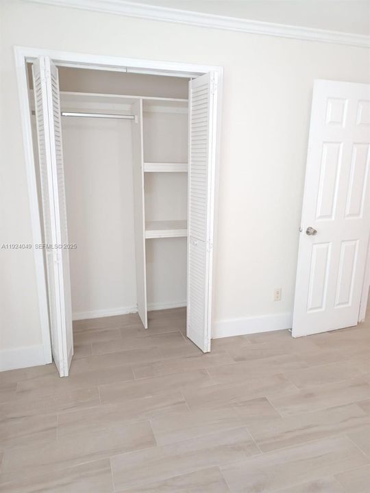 В аренду: $2,400 (2 спален, 2 ванн, 1040 Квадратных фут)