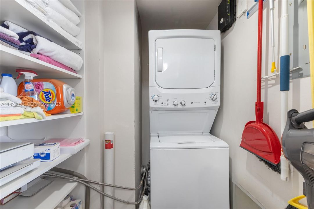 На продажу: $545,000 (1 спален, 1 ванн, 806 Квадратных фут)