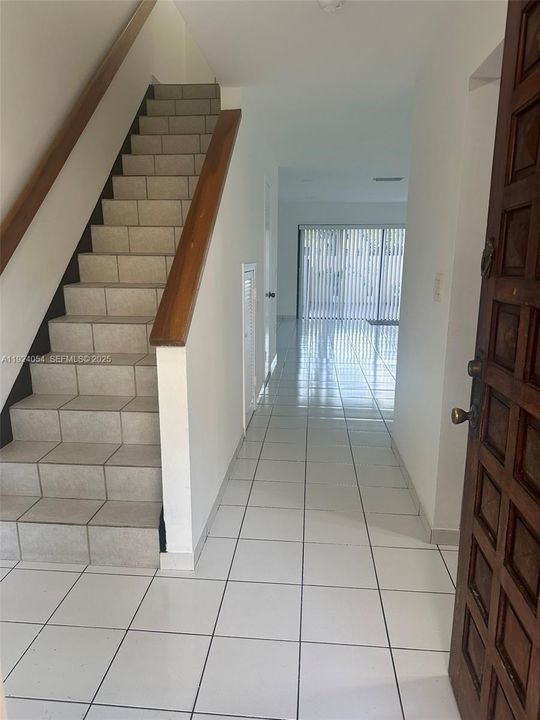 En Renta: $2,500 (2 camas, 2 baños, 1300 Pies cuadrados)