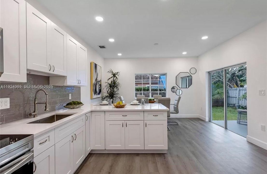 На продажу: $584,999 (4 спален, 2 ванн, 1791 Квадратных фут)