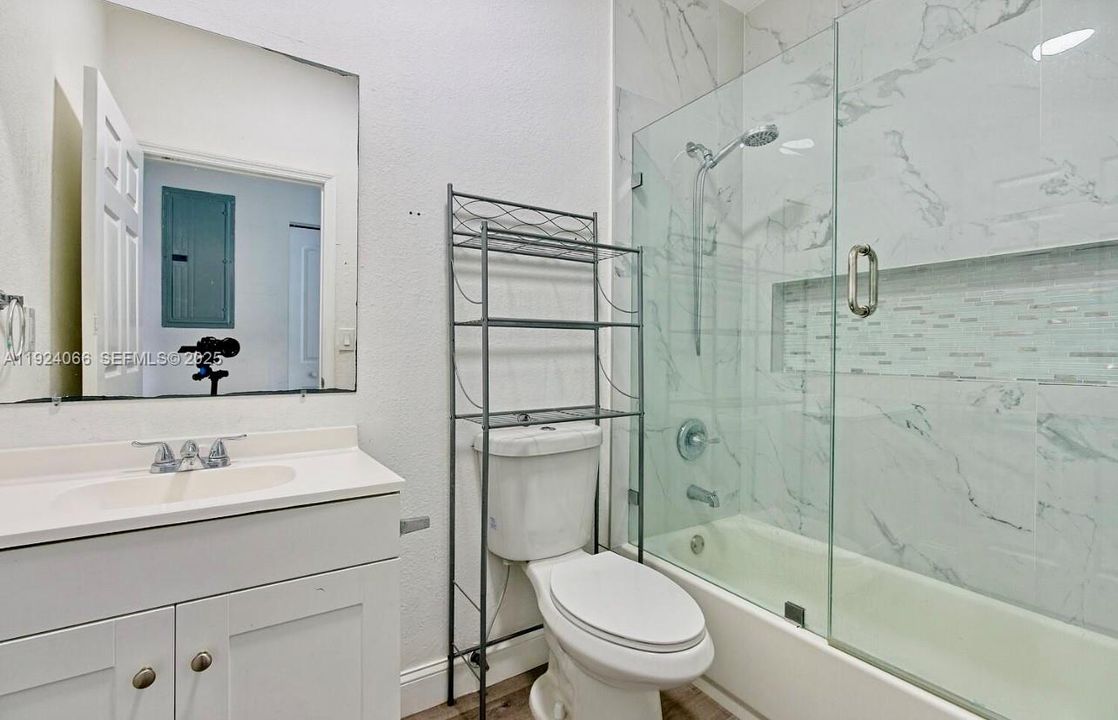 На продажу: $584,999 (4 спален, 2 ванн, 1791 Квадратных фут)